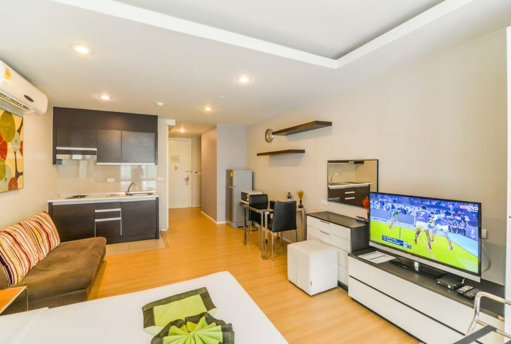 iCheck inn Skyy Sukhumvit 1 Bangkok Exteriör bild
