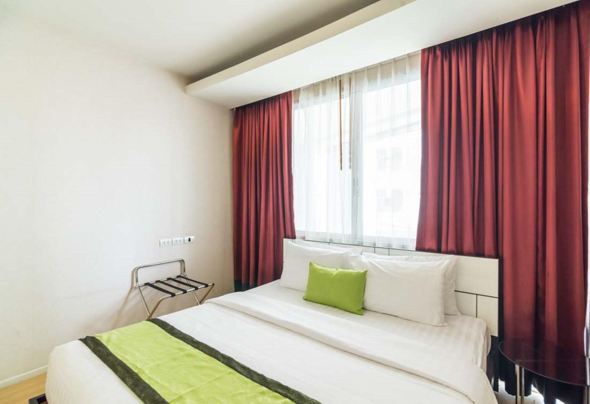iCheck inn Skyy Sukhumvit 1 Bangkok Exteriör bild