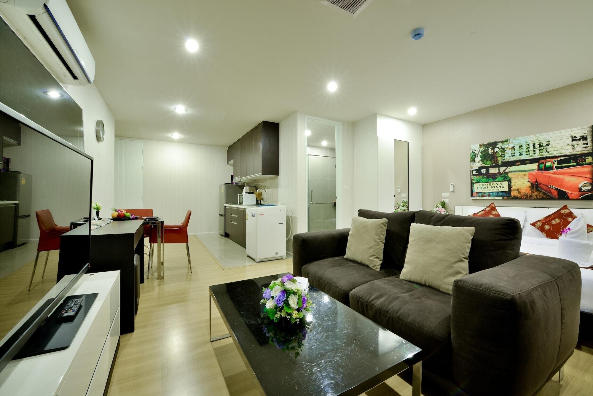 iCheck inn Skyy Sukhumvit 1 Bangkok Exteriör bild