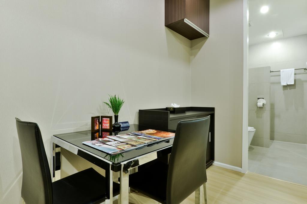 iCheck inn Skyy Sukhumvit 1 Bangkok Exteriör bild