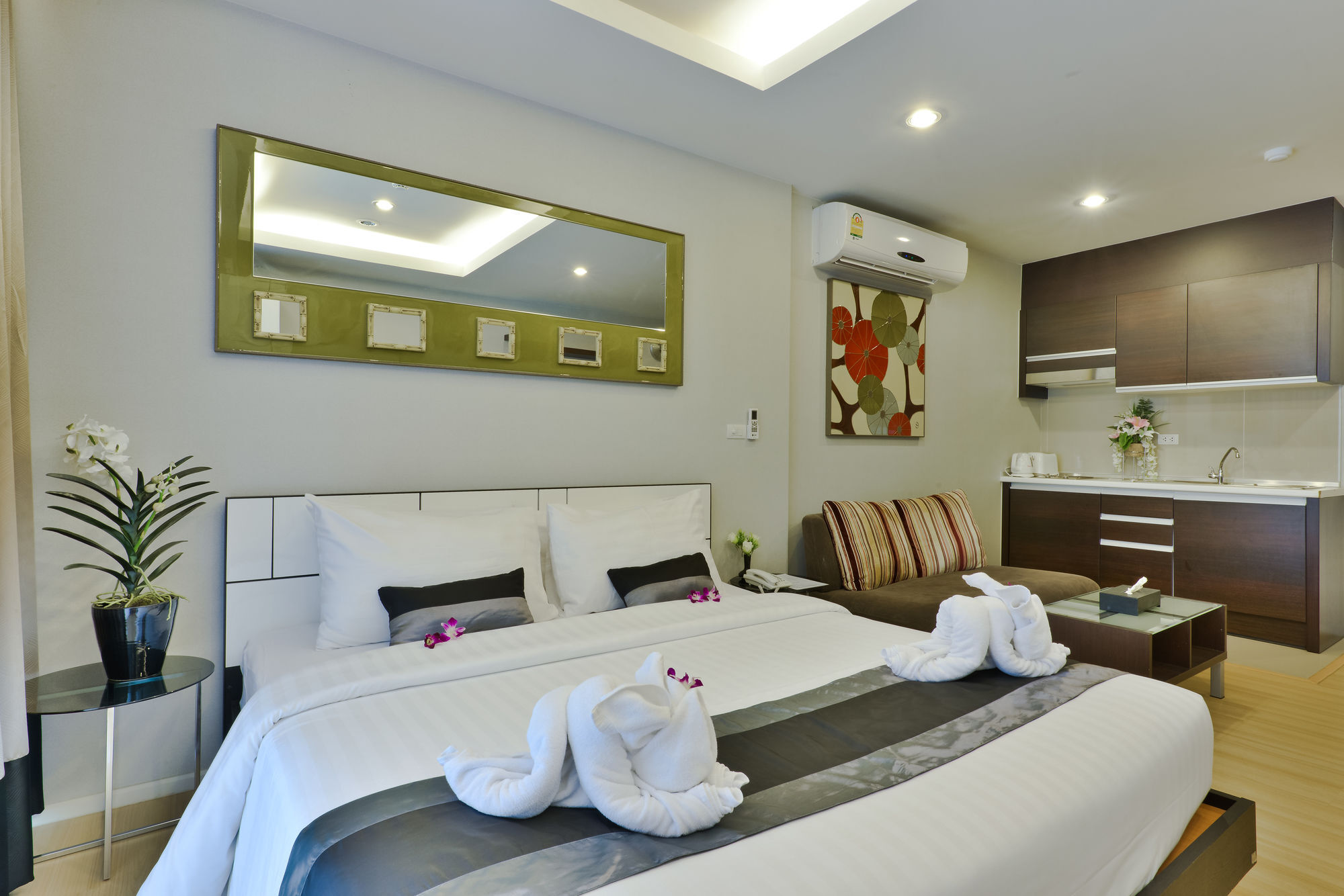 iCheck inn Skyy Sukhumvit 1 Bangkok Exteriör bild